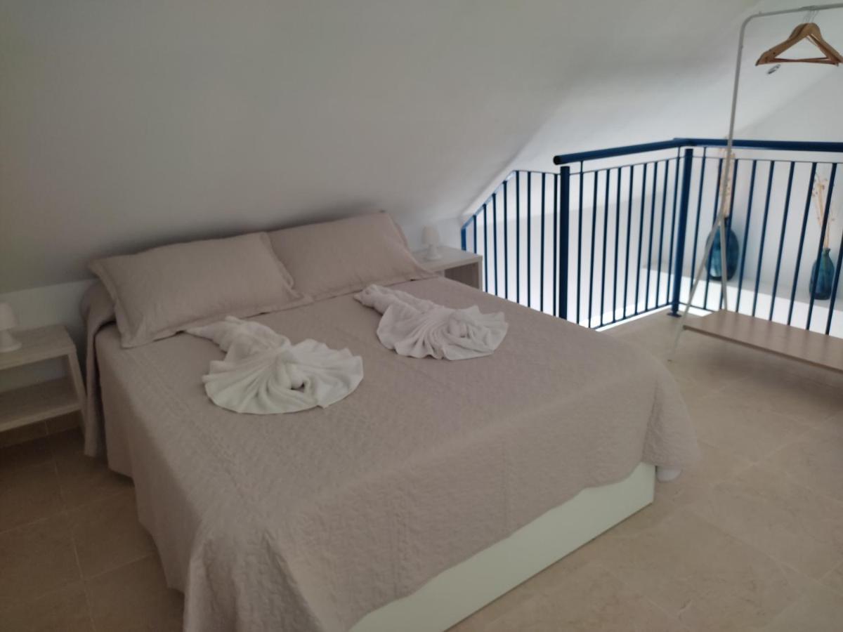 Els Pilanets Apartment ซันต์การ์เลสเดลาราปีตา ภายนอก รูปภาพ